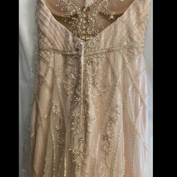 Stunning Hand Beaded Art Deco Wedding Dress (894) - Picture 16 of 16